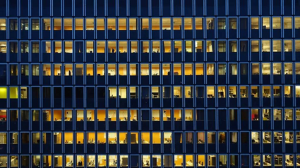 Trois Belges sur quatre se disent heureux au travail: le secret du bonheur au bureau selon les Belges!