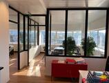 Bureaux à louer dans CORNER BUILDING   +1