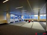 Bureaux à louer dans CORNER BUILDING   +1