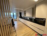 Bureaux à louer dans DEBROUX 54   +7<8
