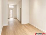 Bureaux à louer dans Bureau/commerce 53m² avec terrasse et sous-sol