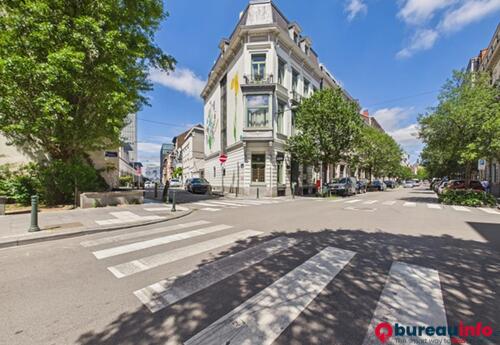 Bureaux à louer dans Botanical Quarter | Charming office for rent!