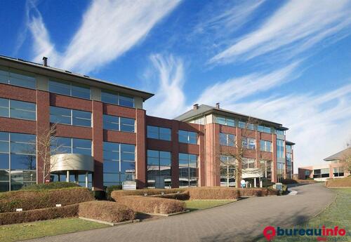 Bureaux à louer dans Bureau à louer 18000 m² - Diegem
