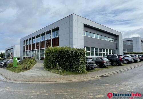 Bureaux à louer dans Bureau à louer 1680 m² - Mont-Saint-Guibert