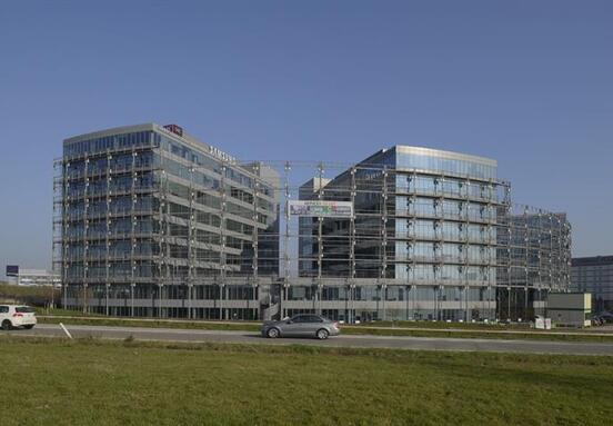 AIRPORT PLAZA - Stockholm   +2