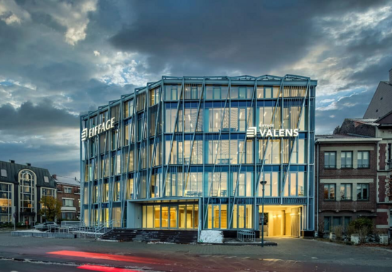 The Source: le bureau intelligent et durable d'Eiffage à Bruxelles établit de nouvelles normes pour les espaces de travail professionnels