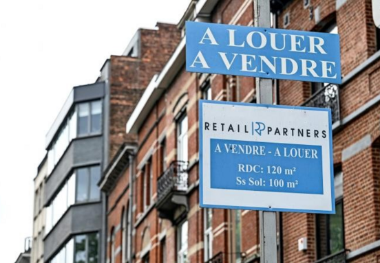 Immobilier commercial à Bruxelles: naviguer entre incertitude et retards pour les entreprises