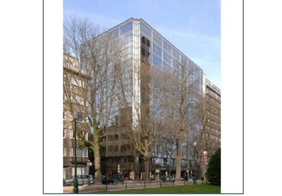 Bureau de 1219 m² à louer à Elsene