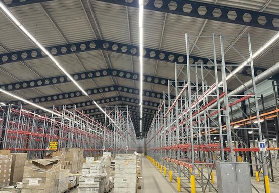 Entrepôt de 16000 m² à louer à Charleroi