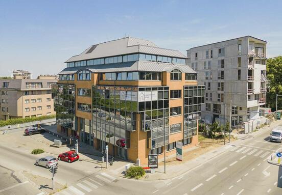 Bureau à louer 684 m² - Evere
