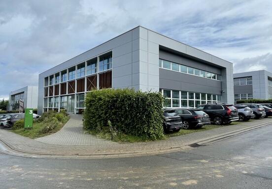 Bureau à louer 1680 m² - Mont-Saint-Guibert