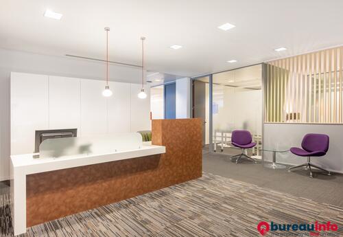Bureaux à louer dans Accélérez votre productivité avec des services professionnels chez Regus IT Tower