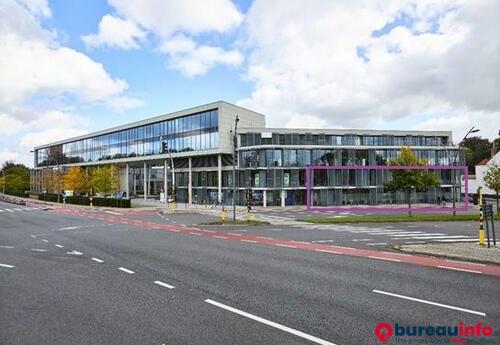 Bureaux à louer dans Bureau à louer 148 m² - Brugge