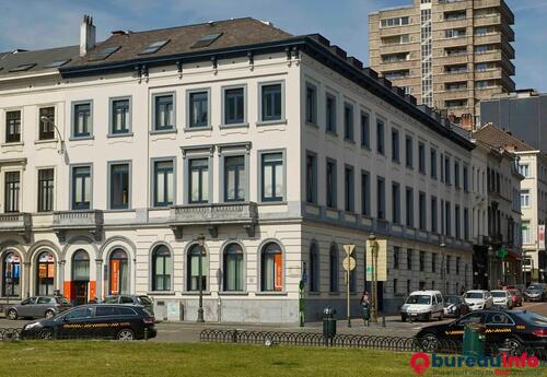 Bureaux à louer dans Bureau à louer 230 m² - Brussels