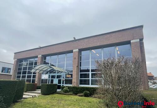Bureaux à louer dans Bureau à louer 458 m² - Charleroi