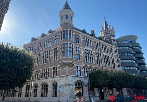 Bureaux à louer dans Bureau à louer 899 m² - Antwerp